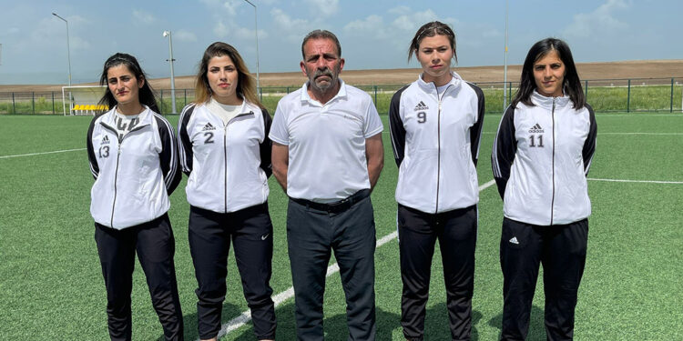 Muş Kadın Futbol Takımı, Play-Off maçlarına gidemiyor