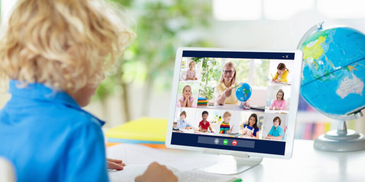 Novakid, eğitim projesinin ilk aşamasını tamamladı