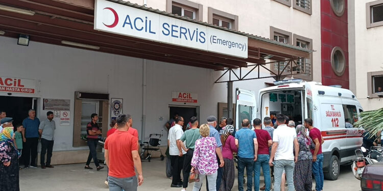 Osmaniye'de trafik kazası: 1 ölü, 4 yaralı