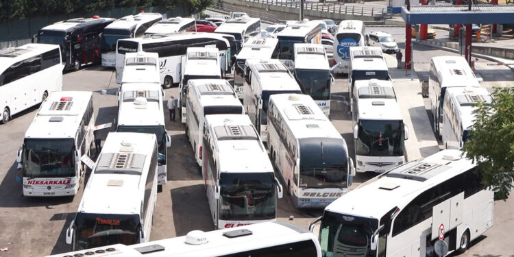 Otogarda ikinci ilave seferler açılıyor 