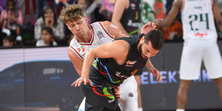 Petkimspor'da İsmail Cem Ulusoy yuvadan uçuyor