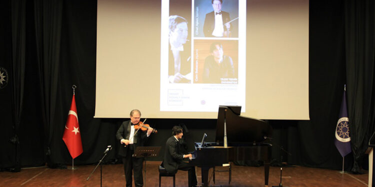 Piyano virtüözü Vedat Kosal ölüm yıl dönümünde anıldı