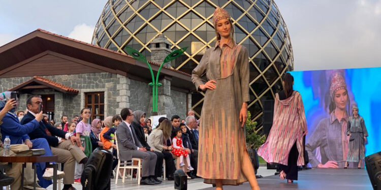 Rize'de keşan konseptli defile
