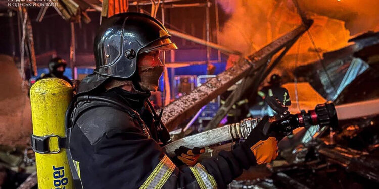 Rusya Odesa'yı vurdu: 3 ölü, 13 yaralı