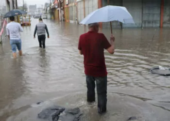 Samsun'da beklenen yağışın 1,5 katı, 3 günde düştü