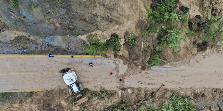 Samsun'da hasar tespit ve temizlik çalışması