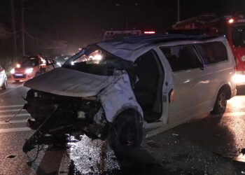 Samsun'da takla atan minibüsteki 9 kişi yaralandı