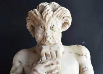 Saraçhane'de 1700 yıllık 'pan heykeli' bulundu