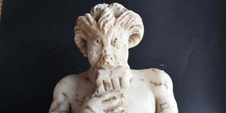 Saraçhane'de 1700 yıllık 'Pan heykeli' bulundu