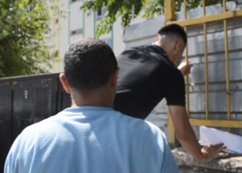 Sınavı 1 dakikayla kaçıran asker içeri alınmadı