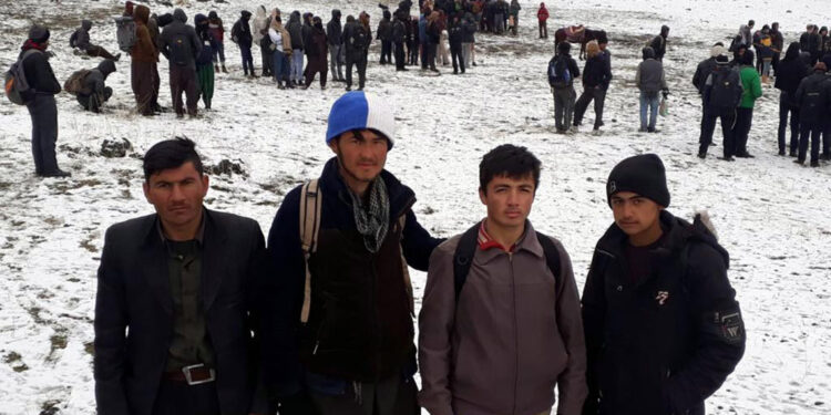 Sınıra duvar örüldü, göçmen kaçakçıları rota değiştirdi