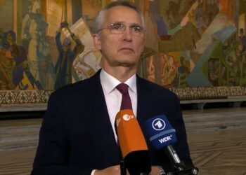 Stoltenberg: Erdoğan ile İsveç'i görüşeceğim