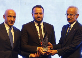 SunExpress hizmet ihracatında ilk 3 şirket arasında