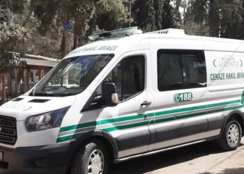 Suriyeli 1'i çocuk, 2 kişinin derede cesedi bulundu
