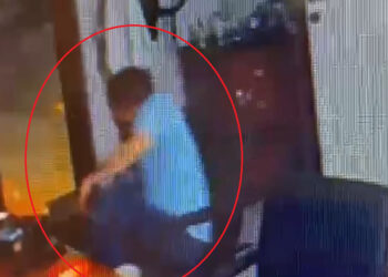 Tavanı delen yorgun mermi, başını sıyırıp geçti
