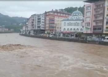 Trabzon'da sağanak; ‘dereden uzak durun’ çağrısı yapıldı