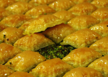 Türkiye ve Yunanistan'da baklava tartışması