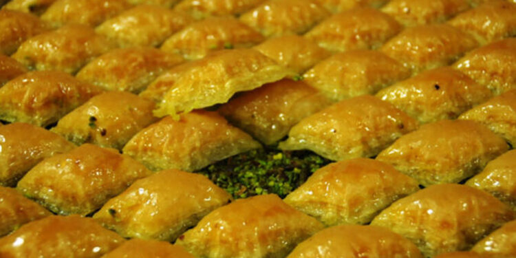 Türkiye ve Yunanistan'da baklava tartışması