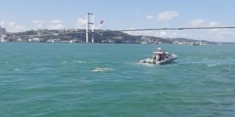 Üsküdar'da bir öğrenci denizde kayboldu