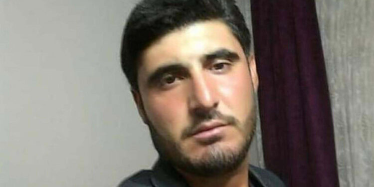 Üzerine yıldırım düşen adam can verdi