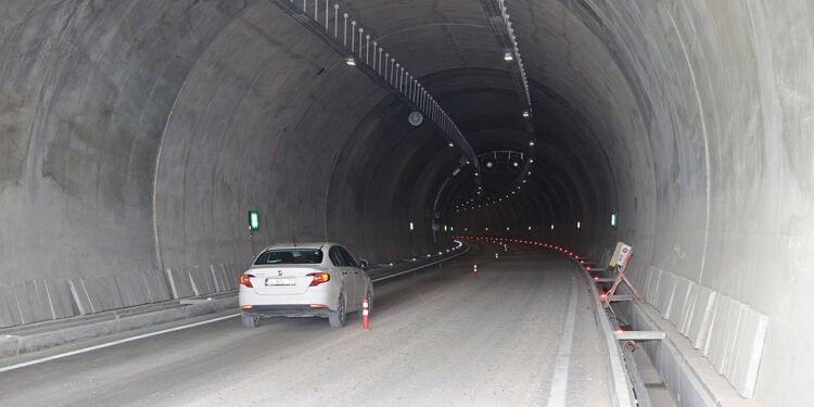 Yağdonduran Tüneli ekim ayında açılacak