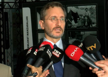 Yalan haberler üzerinden Türkiye'de darbeler yapılmıştır