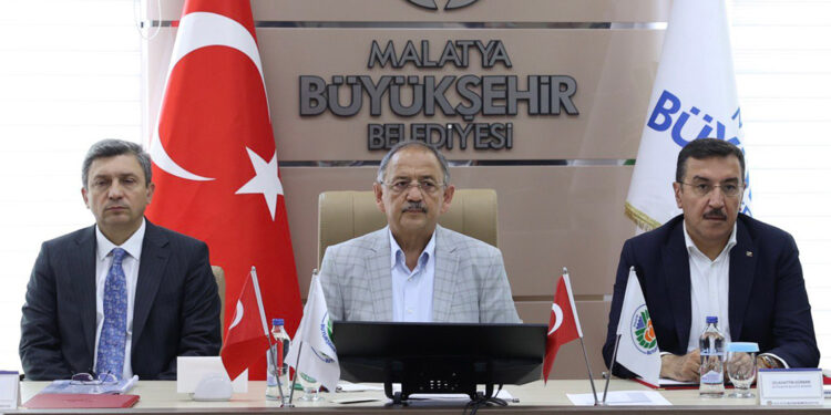 Yerinde dönüşüm meselesini gündeme getiriyoruz