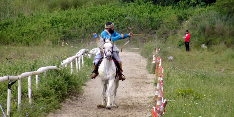Atlı Okçuluk Milli Takımı kampa girdi