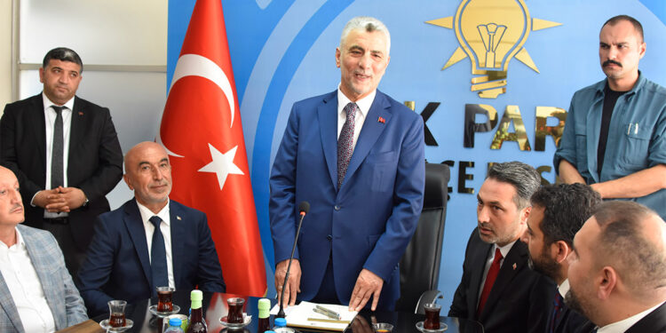 Siyasi istikrar olursa ekonomi daima yükselir