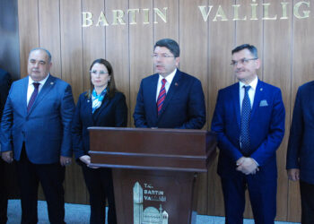 İsviçre hükümetinin hukuka saygı duymasını bekliyoruz