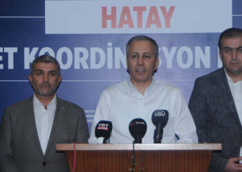 Depremzedeler için yapılacak konutların ihalesi yapıldı