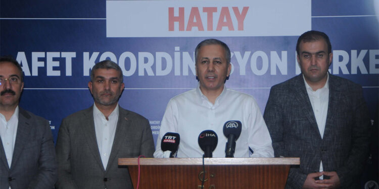 Depremzedeler için yapılacak konutların ihalesi yapıldı