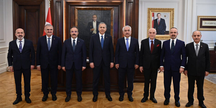 Ülkemizin huzur ve güvenliği için canla başla çalışacağız