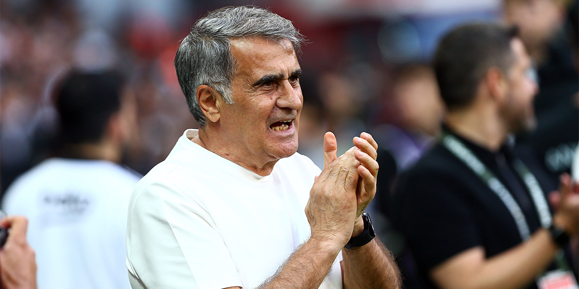 Beşiktaş'ın 2022-2023 sezonu hem Spor Toto Süper Lig hem de Ziraat Türkiye Kupası'nda zorlu geçti. Siyah-beyazlı futbol takımı, her iki müsabakada da şampiyonluk hedefine ulaşamadı ve özellikle sezonun ikinci yarısında gösterdiği iyi performansa rağmen hedeflerine ulaşamadı.