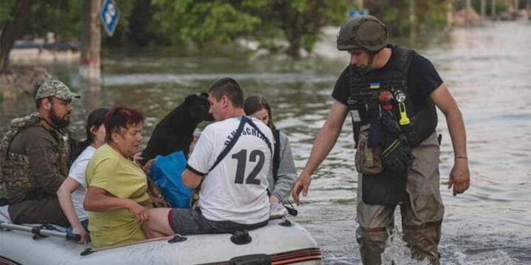 Kakhovka barajının yıkılmasıyla sel meydana geldi