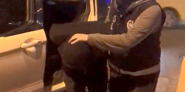 Kesinleşmiş hapis cezası bulunan 20 hükümlü yakalandı