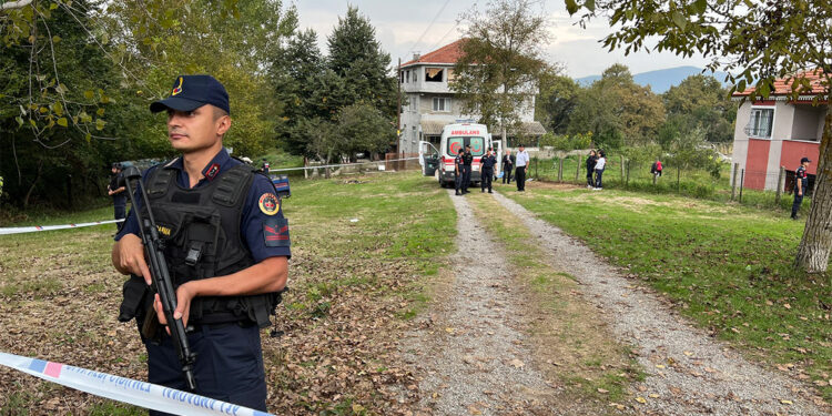 Çifte cinayet sanığı; 'Kendimi savundum'