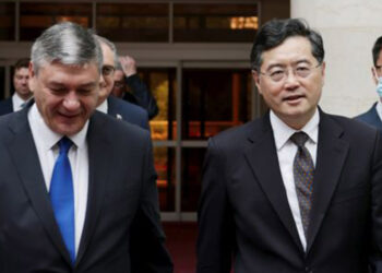 Çin Dışişleri Bakanı, Andrey Rudenko ile bir araya geldi