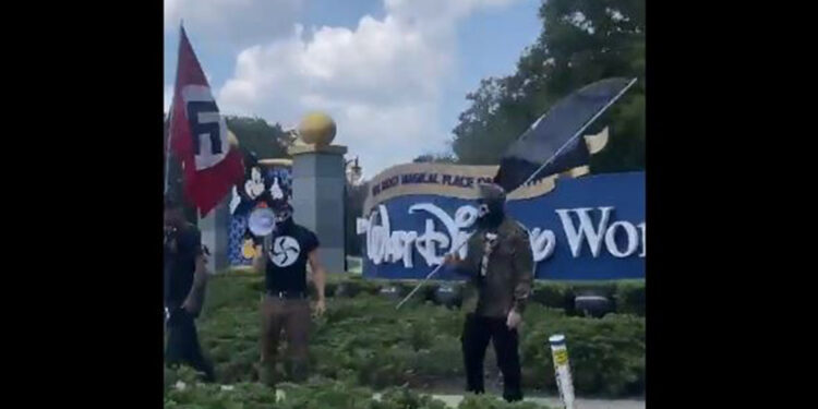 Disney'in varisinden ırkçı gösteriye tepki