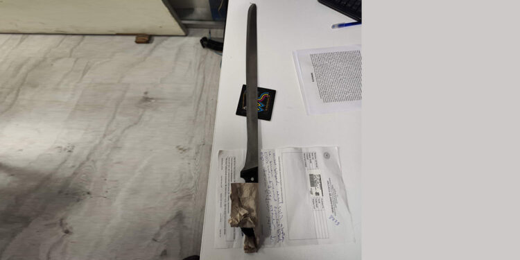 Döner bıçaklı saldırgan biber gazı ile etkisiz hale getirildi