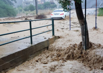 Keşan'da sel; Sakın dışarı çıkmayın
