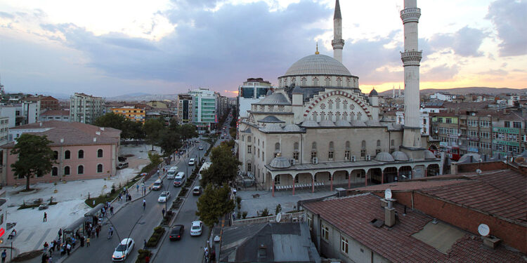 Elazığ Sivrice'de 4.1 büyüklüğünde deprem