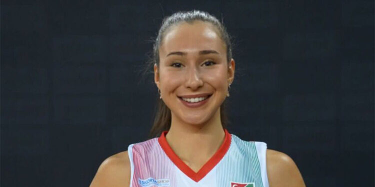 Çukurova Belediyespor Ezgi Uludağ'ı transfer etti