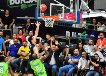 Fenerbahçe Beko yarı finale yükseldi