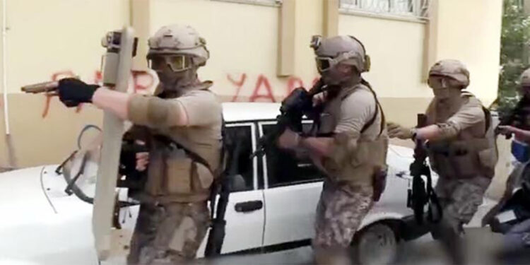 Gaziantep'te fuhuş operasyonu; 4 kişi tutuklandı