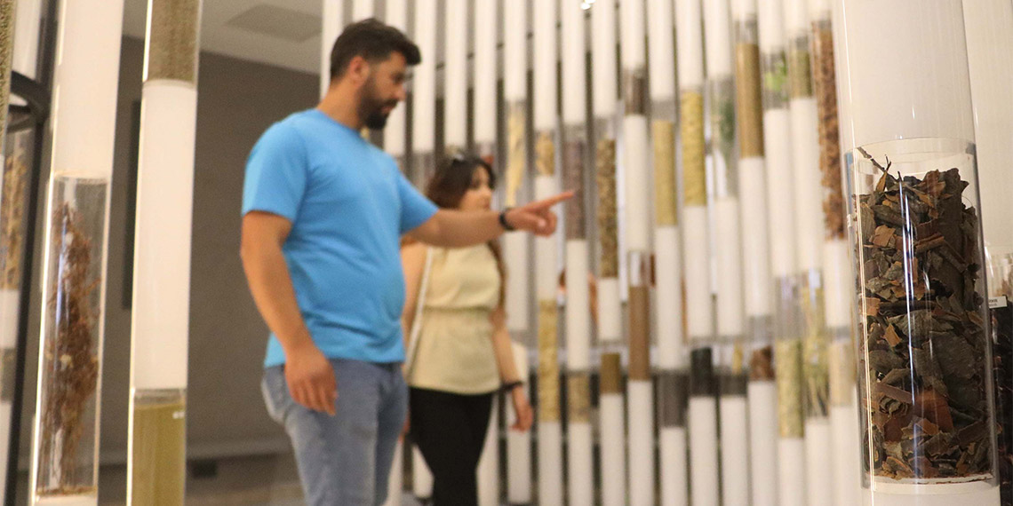 Rayiha Baharat Müzesi'nde 150 çeşit baharat sergileniyor
