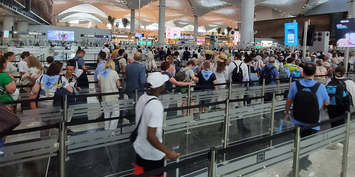 İstanbul Havalimanı'nda bayram tatili yoğunluğu