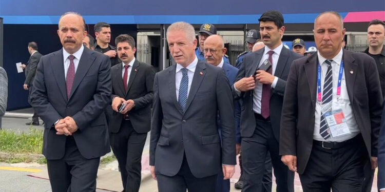 Yaklaşık 70 bin seyircimiz gelecek