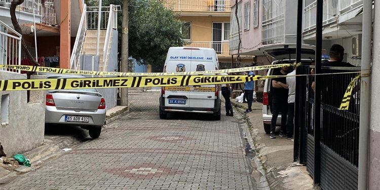 Derin dondurucuda 3 kişinin cesedi bulundu