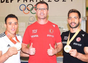 Yılmaz Göktekin ve Adem Asil İzmir'i gururlandırdı